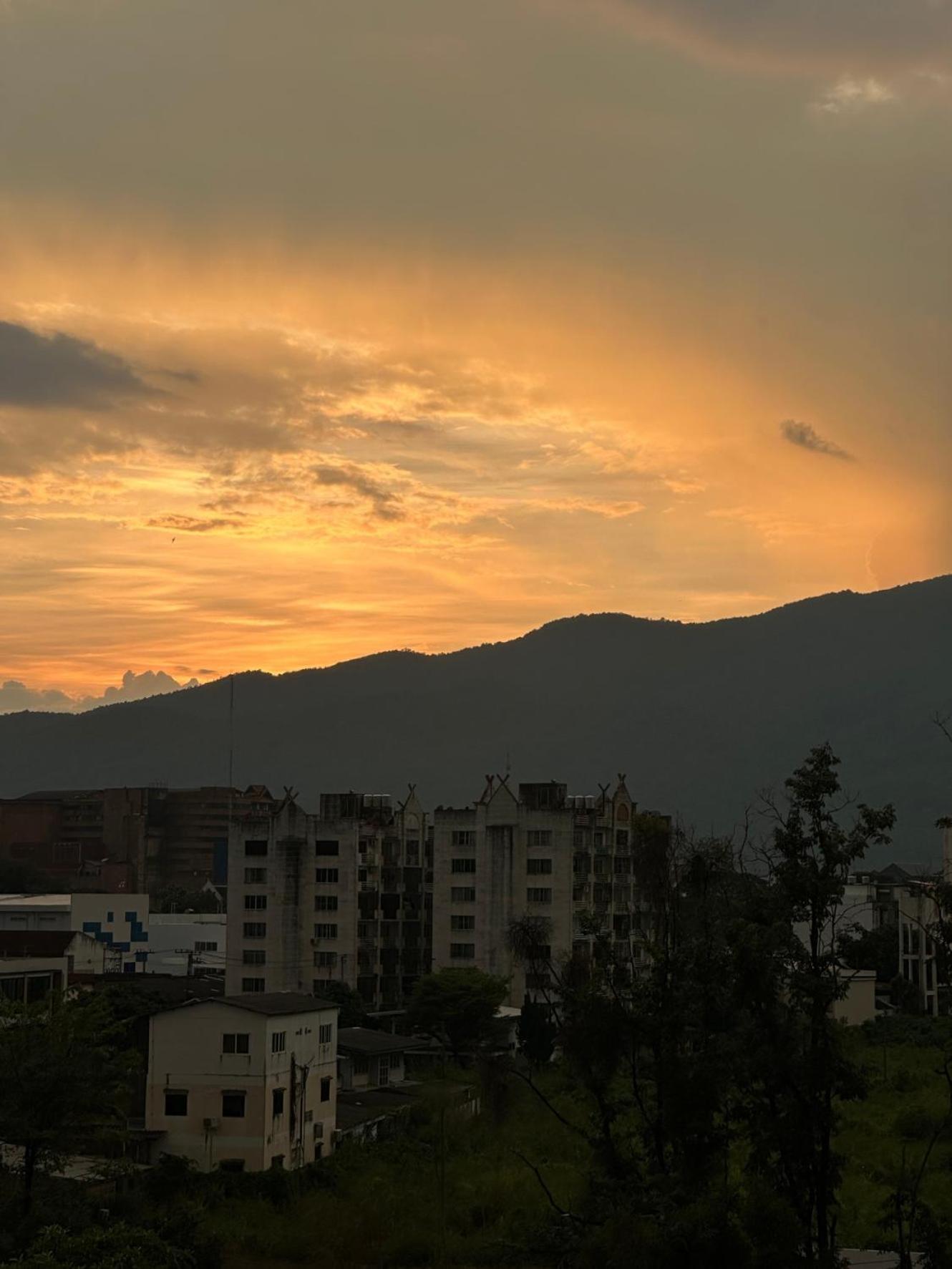 Rainbow Hostel Chiang Mai Dış mekan fotoğraf